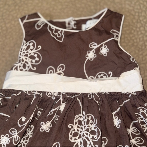 Maggie & Zoe Brown and White Embroidered Floral Toddler Dress 2T - Picture 2 of 6